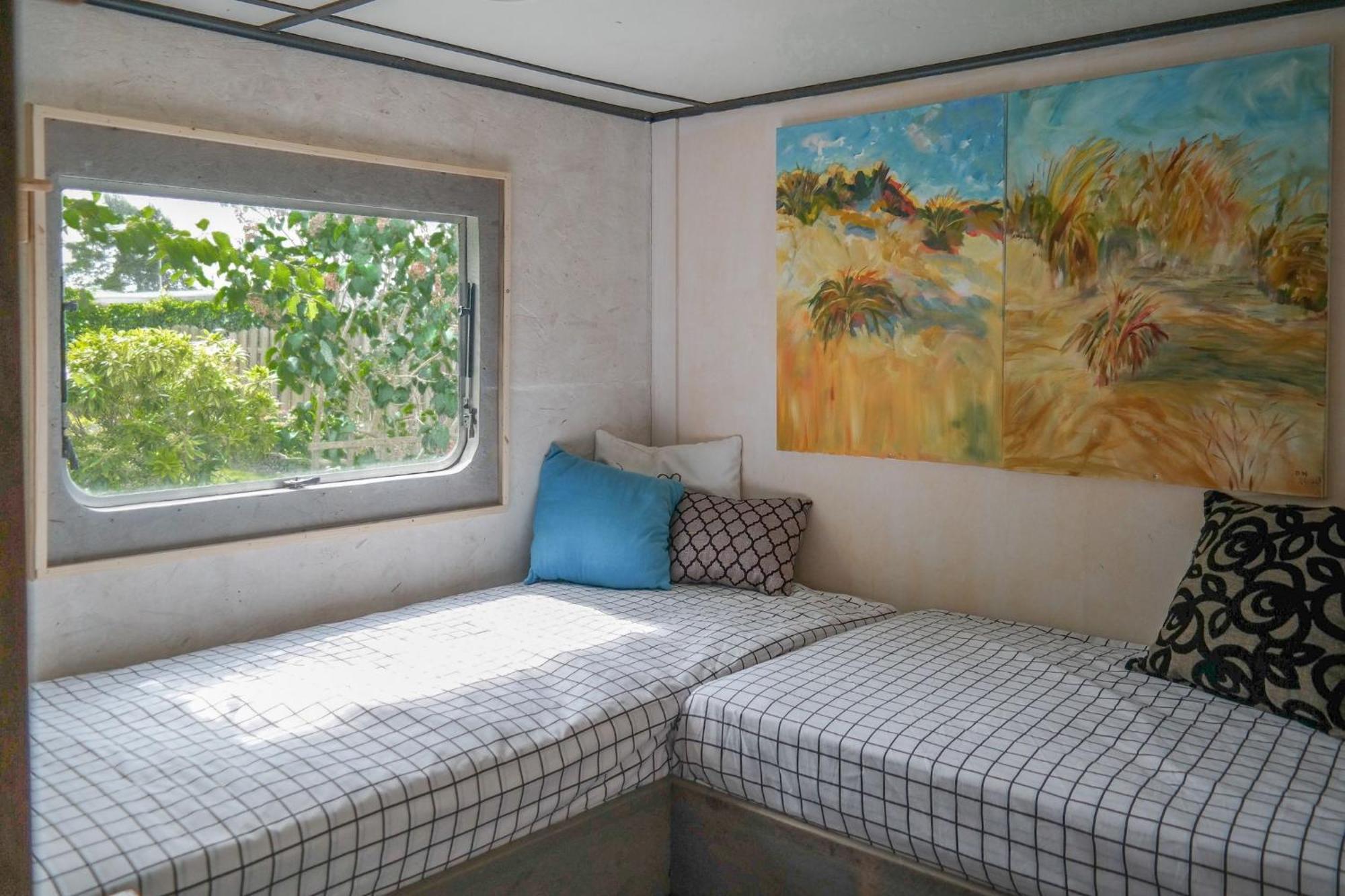 Het kleine Huis mobile home by the harbour&the Lauwersmeer Anjum Buitenkant foto